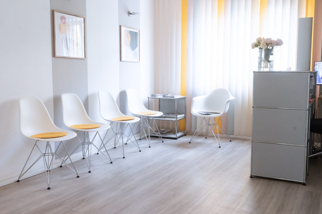 Zahnarztpraxis Dr. Adelmann Frankfurt